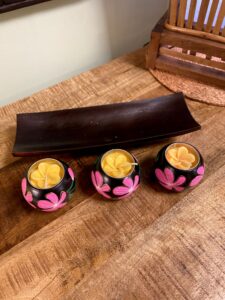 3 tealights with tray - Pink Separates