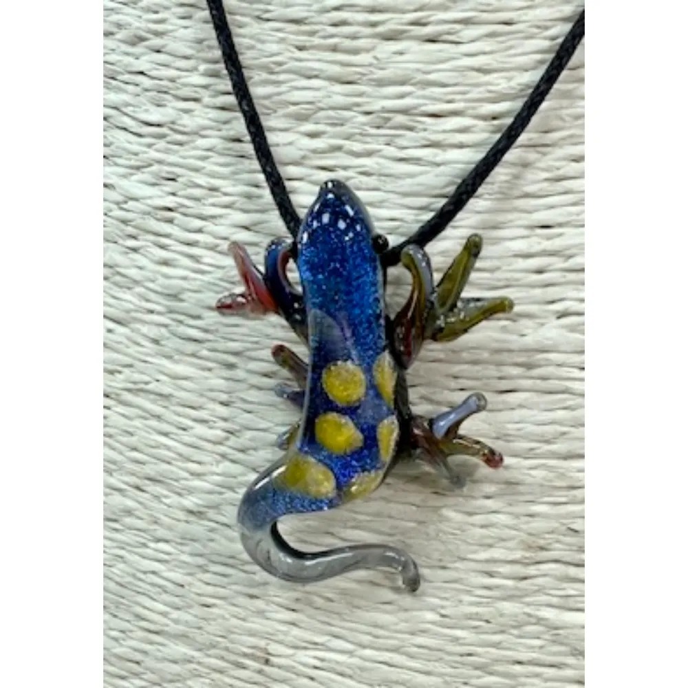 Hand Blown Glass Pendant - Gecko - Image 5