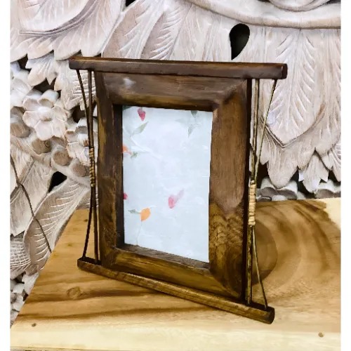 Teak Photo Frame with Rattan - 7"x5" - Image 3