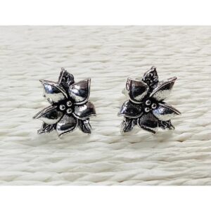 Silver Studs - Flower