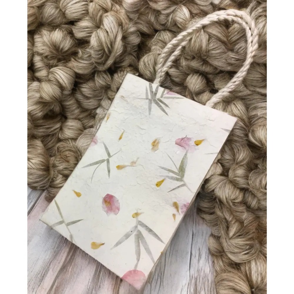 Saa Gift Bag with Petals - White - 12" X 7.5" - Image 3